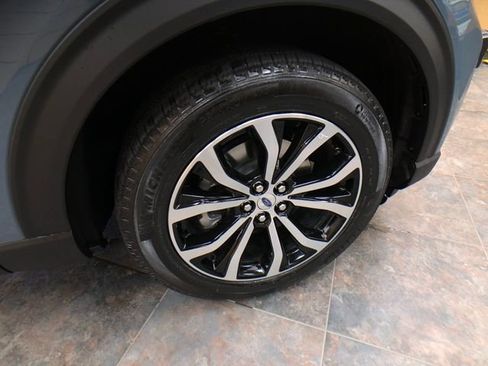 New 2026 Ford Explorer ST-Line image 9