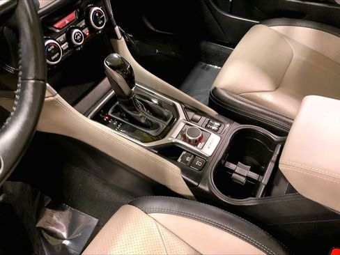 Used 2020 Subaru Forester Limited image 17