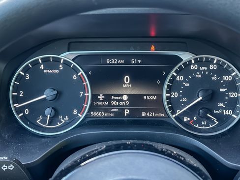 Used 2023 Nissan Rogue SV image 30