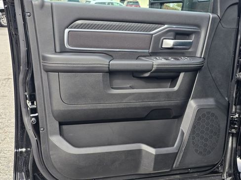 New 2026 RAM 3500 Big Horn AWD/4WD image 36