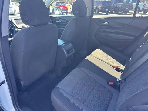 Used 2024 Chevrolet Equinox LT AWD/4WD image 15