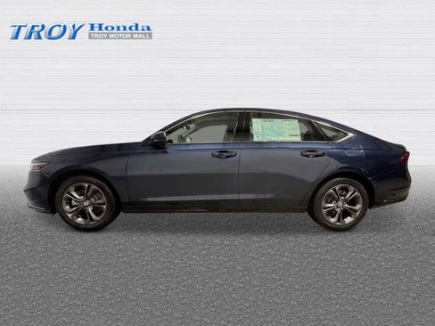 New 2026 Honda Accord EX-L image 2