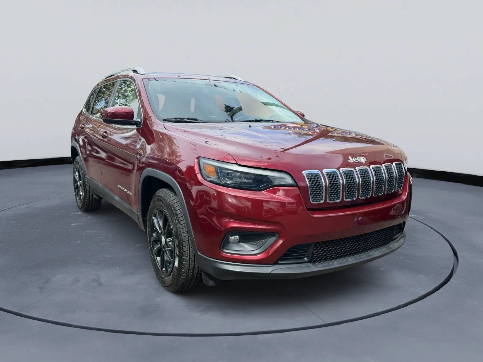 Used 2019 Jeep Cherokee Latitude w/ Popular Appearance Group AWD/4WD image 8