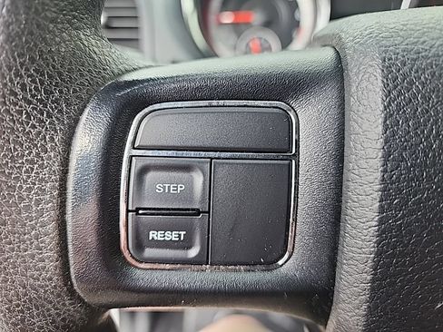 Used 2014 RAM C/V Tradesman FWD image 14