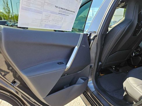 Used 2025 BMW iX xDrive50 image 16