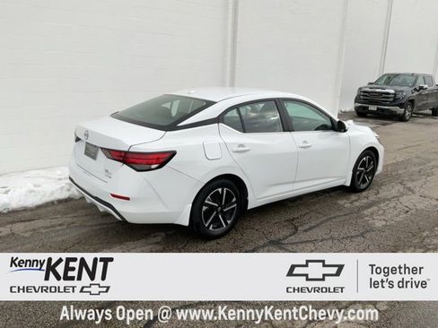 Used 2025 Nissan Sentra SV image 4