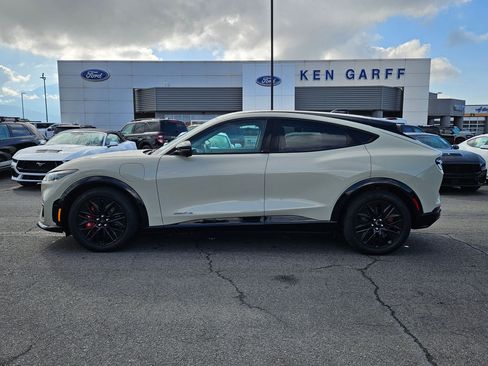 Used 2025 Ford Mustang Mach-E Premium w/ Sport Appearance Package AWD/4WD image 10