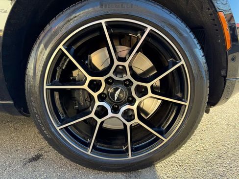 Used 2021 Aston Martin DBX Sport Utility 4D image 27