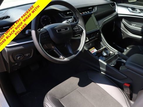 New 2025 Jeep Grand Cherokee L Altitude image 13