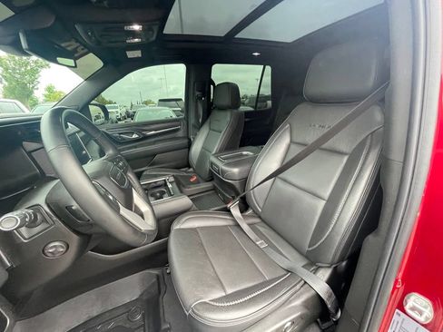Used 2023 GMC Yukon Denali w/ LPO, Floor Liner Package AWD/4WD image 20