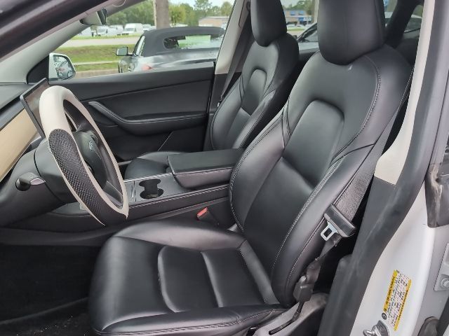 Used 2022 Tesla Model Y Long Range AWD/4WD image 9