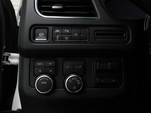 Used 2023 Chevrolet Tahoe RST w/ Luxury Package image 42