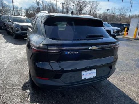 New 2026 Chevrolet Equinox EV LT image 8