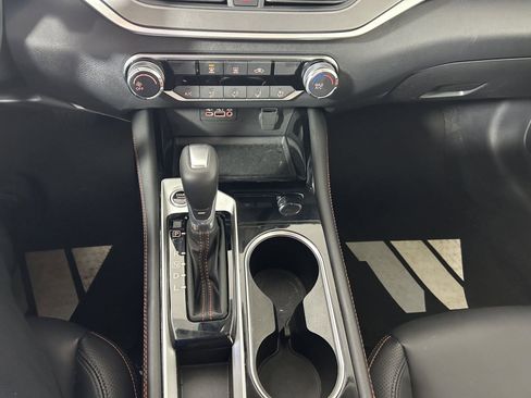 Certified 2025 Nissan Altima 2.5 SR image 26