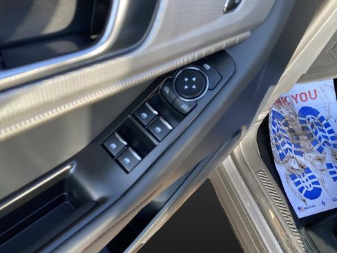 New 2026 Ford Explorer Active image 38