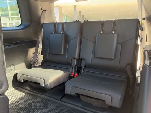 Used 2024 Lexus GX 550 w/ Accessory Package (Z1) image 12