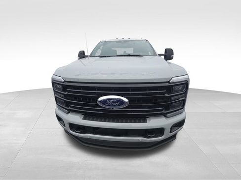 New 2026 Ford F350 Platinum AWD/4WD image 3