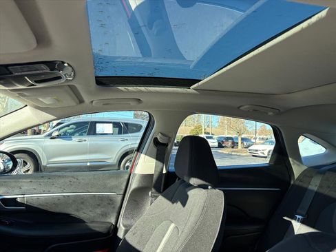 Certified 2024 Hyundai Sonata SEL w/ Convenience Package image 13