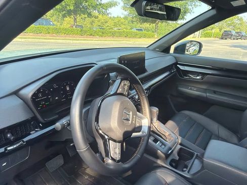 Used 2026 Honda CR-V Sport Touring image 8