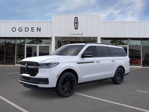 New 2025 Lincoln Navigator L Reserve w/ Jet Appearance Package image 1