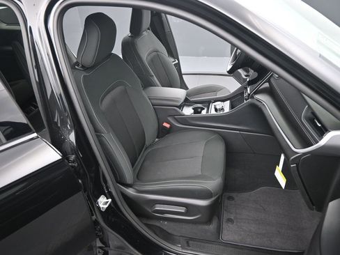 New 2025 Jeep Grand Cherokee L Laredo w/ Luxury Tech Group I image 21