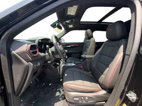 New 2026 Chevrolet TrailBlazer RS w/ Convenience Package AWD/4WD image 9