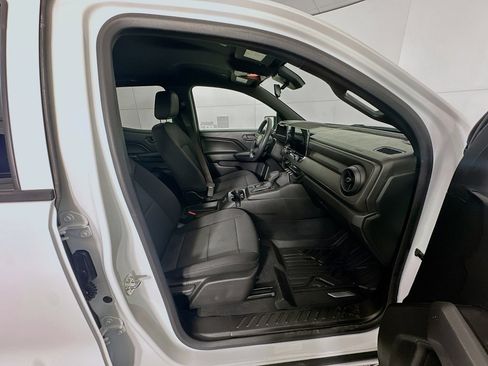 Used 2023 Chevrolet Colorado W/T RWD image 29