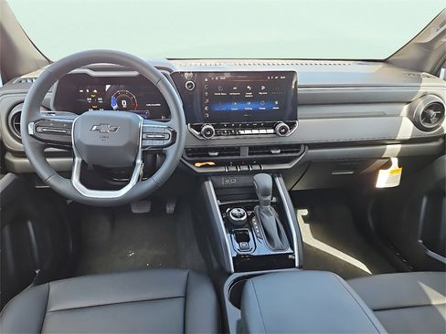 Used 2026 Chevrolet Colorado Trail Boss image 12