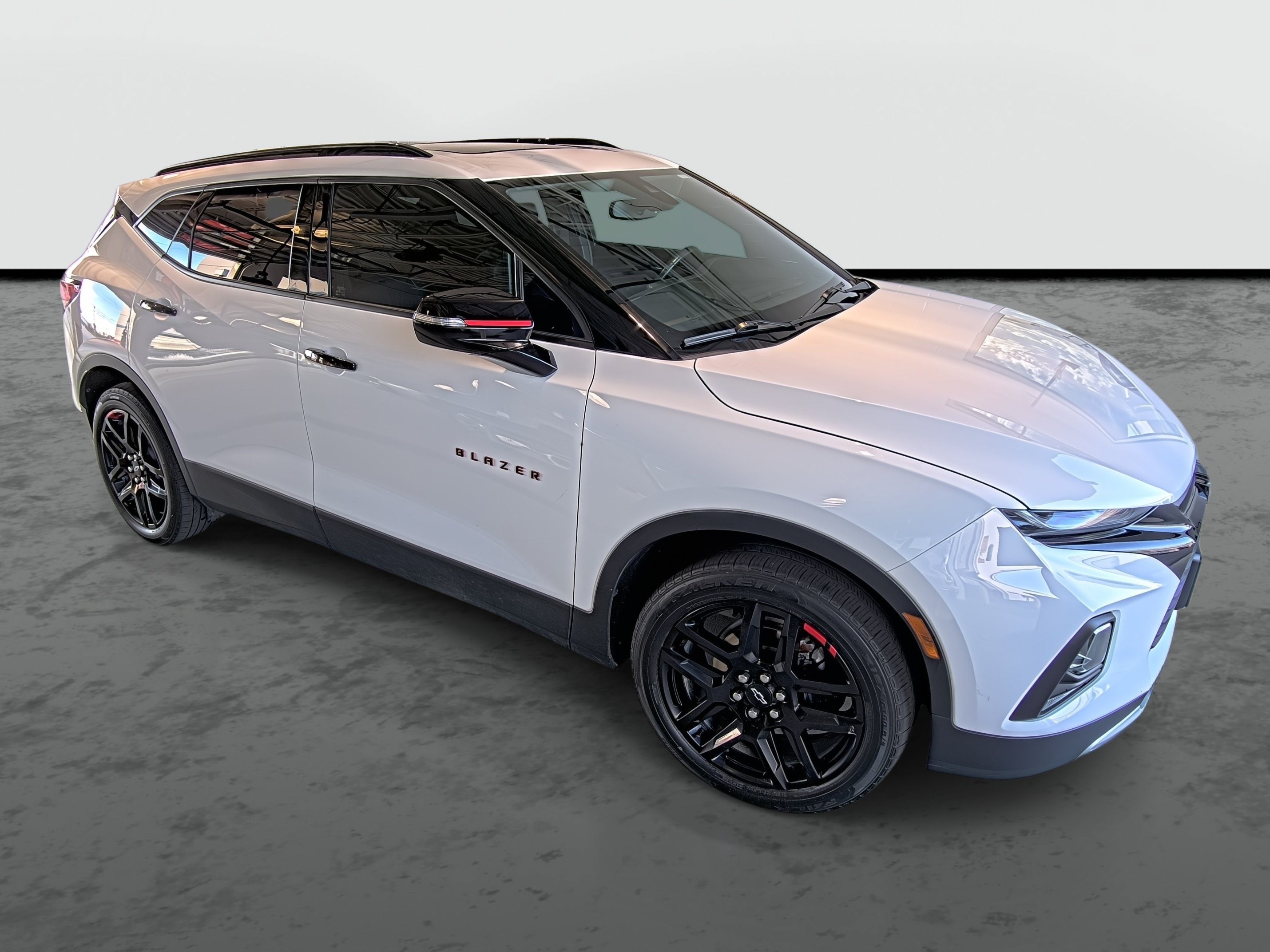 Used 2021 Chevrolet Blazer LT w/ Redline Edition AWD/4WD image 4