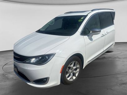 Used 2019 Chrysler Pacifica Limited