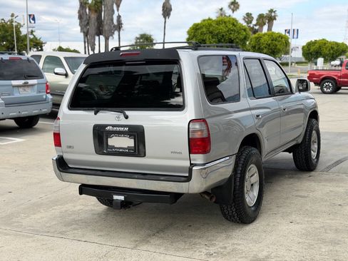 Used 1998 Toyota 4Runner SR5 RWD image 10