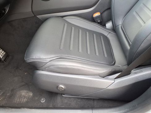 Certified 2026 Mercedes-Benz GLC 300 4MATIC image 15