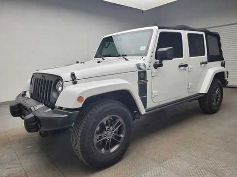 Used 2018 Jeep Wrangler Unlimited Sport image 2