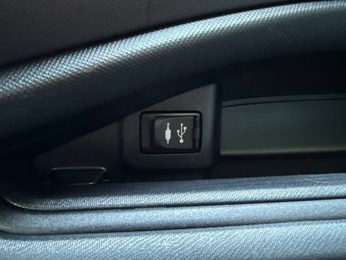 Used 2012 Toyota Prius C Four FWD image 32