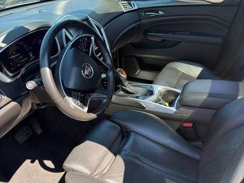 Used 2016 Cadillac SRX Performance w/ Midnight Edition Package AWD/4WD image 4