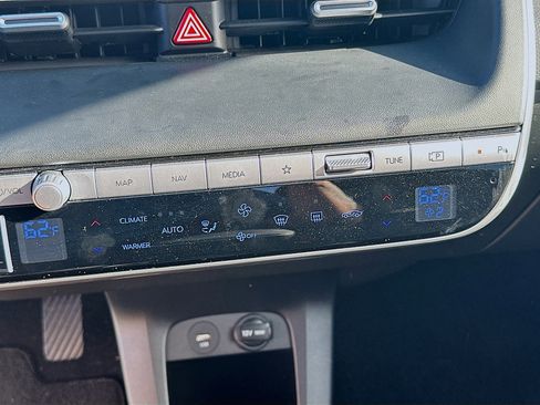 Used 2022 Hyundai Ioniq 5 SE w/ Cargo Package image 13