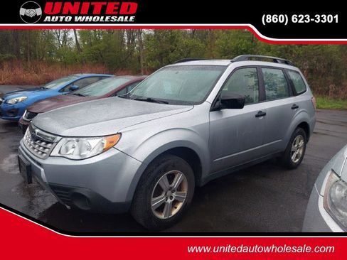 Used 2012 Subaru Forester 2.5X w/ Alloy Wheel Pkg AWD/4WD image 1