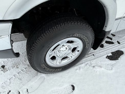 Used 1999 Ford F150 Lariat image 12