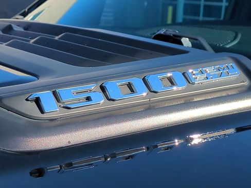 Used 2020 RAM 1500 Laramie w/ Sport Appearance Package image 13