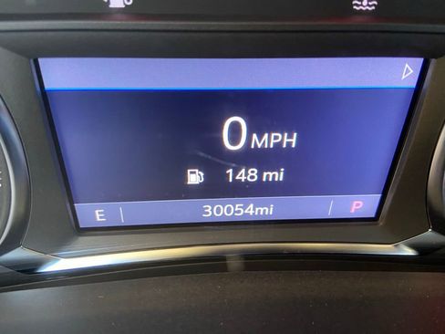 Used 2024 GMC Terrain SLT image 13