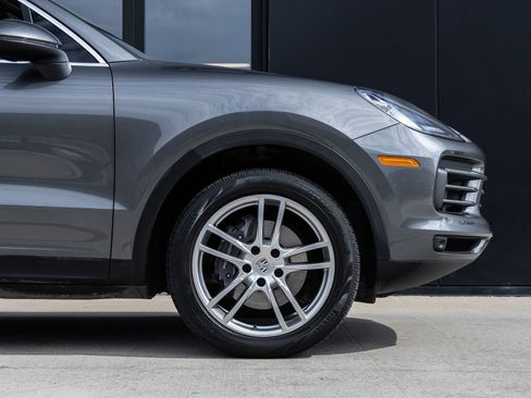 Certified 2019 Porsche Cayenne image 13