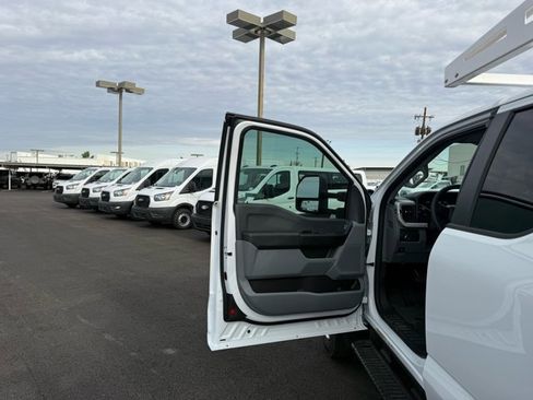 New 2026 Ford F550 4x4 Supercab Super Duty image 25