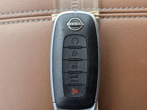 Used 2024 Nissan Pathfinder Platinum w/ Cargo Package AWD/4WD image 35