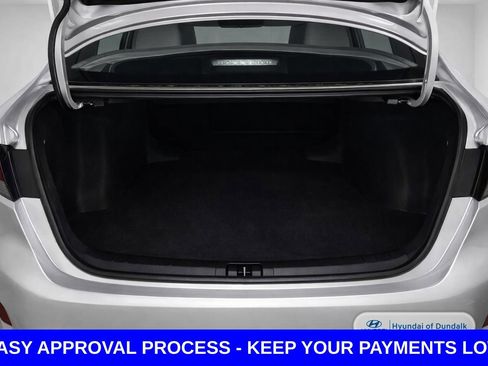 Used 2024 Toyota Corolla SE FWD image 19