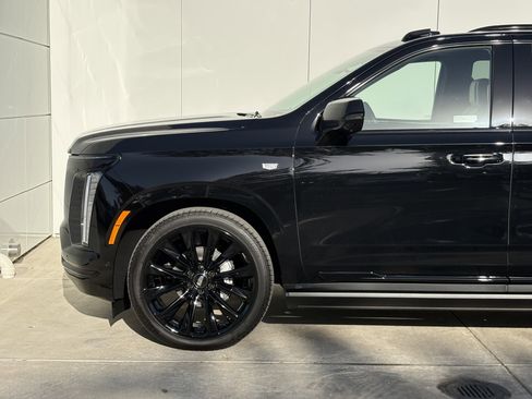 New 2026 Cadillac Escalade Platinum Sport image 5