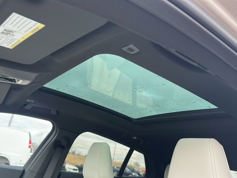 New 2026 BMW X2 xDrive28i w/ Technology Package image 12