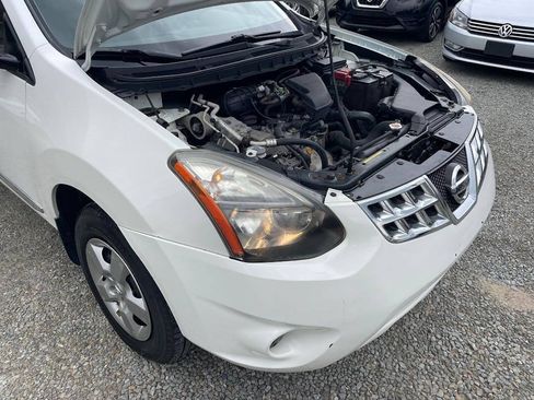 Used 2014 Nissan Rogue S w/ Convenience Package AWD/4WD image 25