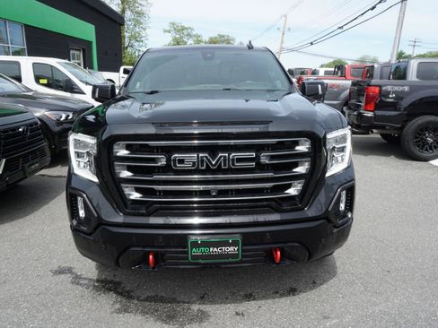 Used 2021 GMC Sierra 1500 AT4 w/ AT4 Premium Package AWD/4WD image 3