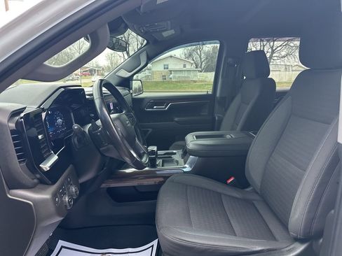 Used 2022 Chevrolet Silverado 1500 RST image 15