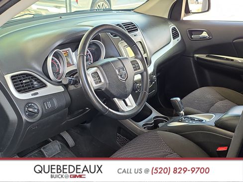 Used 2019 Dodge Journey SE w/ Connectivity Group FWD image 10